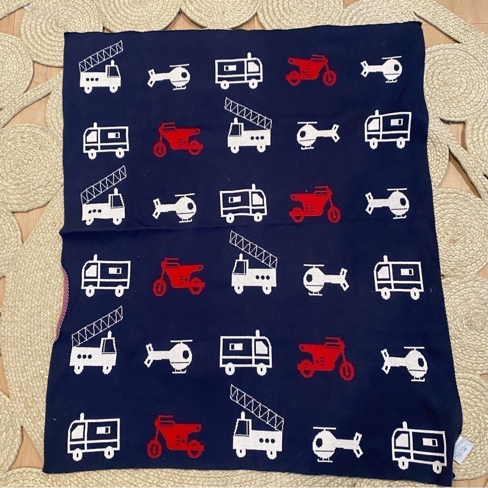 Baby blanket blue cars knit